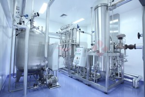 Pharmaceutical Solution Storage Tank